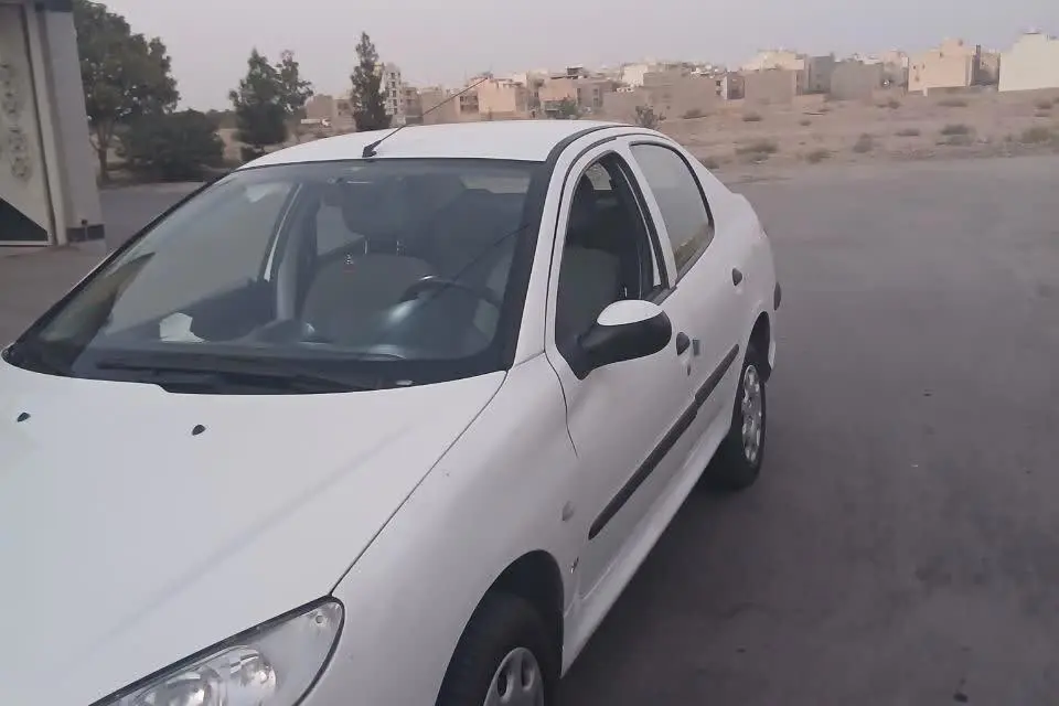 پژو،  206