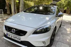 ولوو، V40