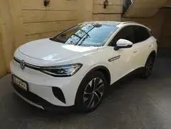 پیش فروش فولکس  ID.4 Crozz