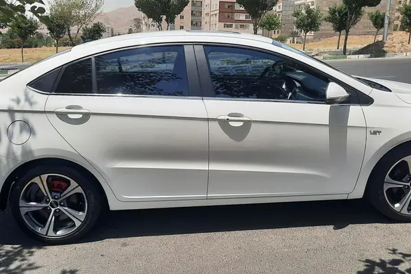 ام وی ام  آریزو 5ev