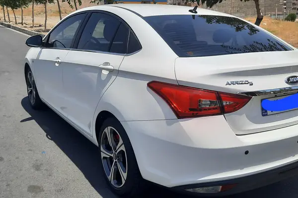 ام وی ام  آریزو 5ev