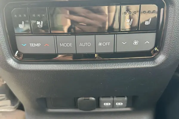 حواله تویوتا، پرادو  چهار در