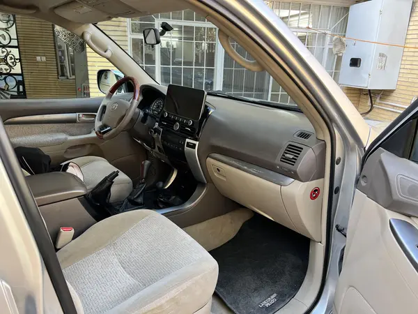 تویوتا  پرادو  چهار در