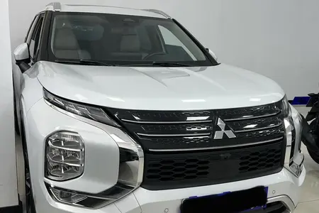 میتسوبیشی اوتلندر