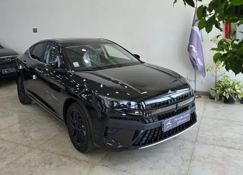 کی ام سی، J7