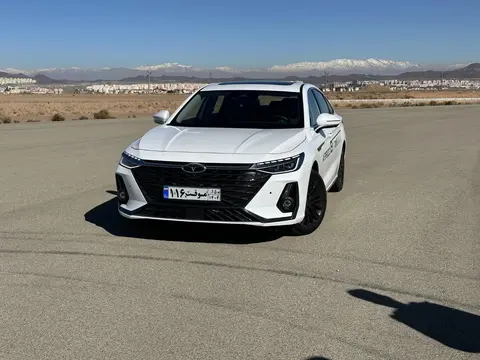 فونیکس، آریزو 8 (Z8)