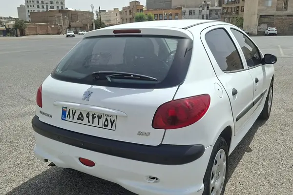 پژو  206
