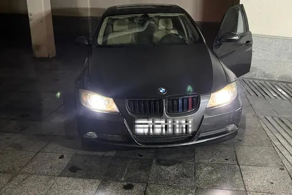 ب ام و، سری 3 سدان