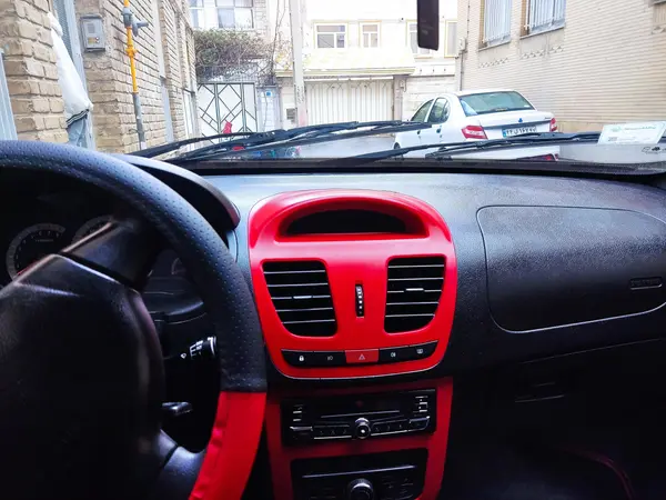 کوییک، دنده ای R