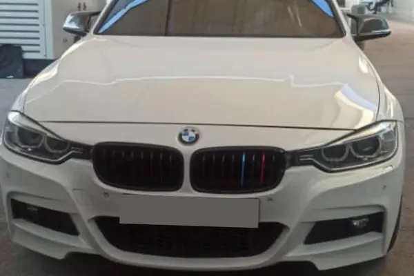 ب ام و، سری 3 سدان