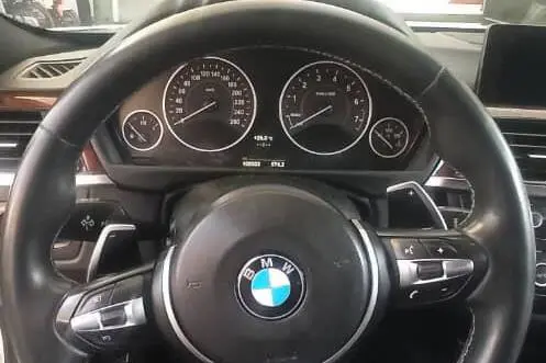 ب ام و، سری 3 سدان