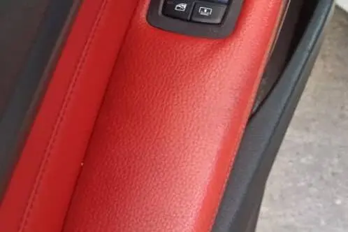 ب ام و، سری 3 سدان