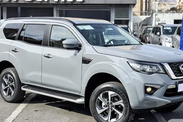 پیش فروش نیسان، ترا