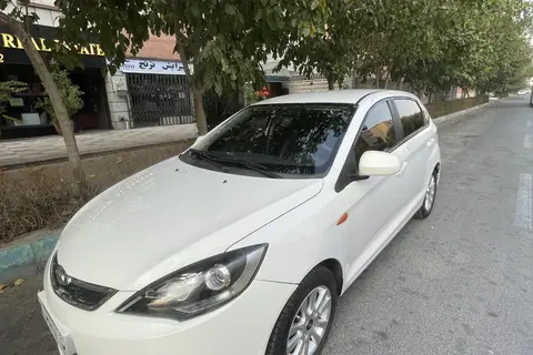 ام وی ام، 315هاچ بک
