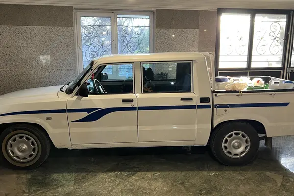 کارا، دو کابین