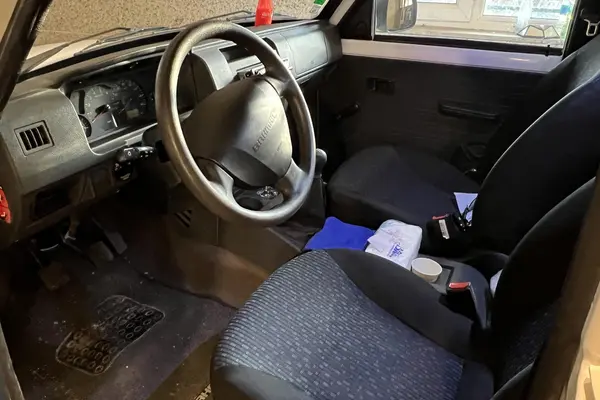 کارا، دو کابین