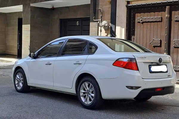 برلیانس، H330