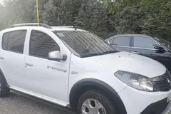 رنو، ساندرو استپ وی
