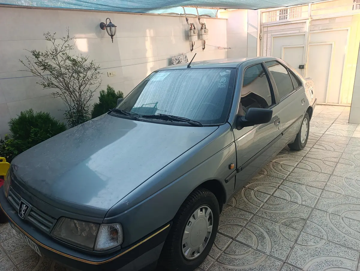 پژو،  405