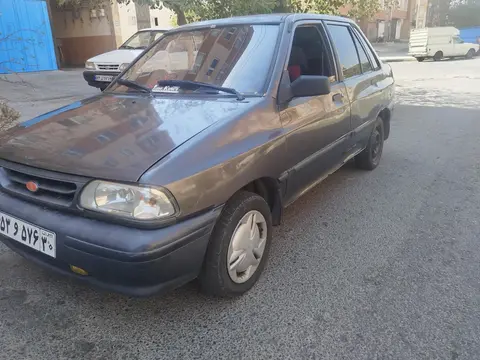 پراید، صندوق دار