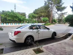 بسترن، B50F