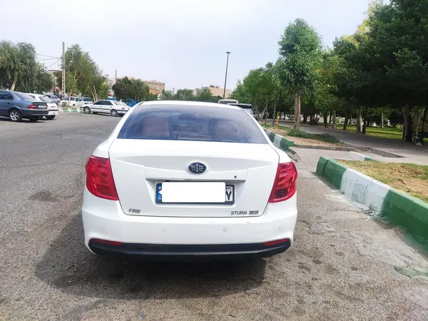 بسترن، B50F