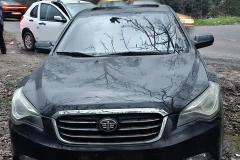 بسترن، B50F