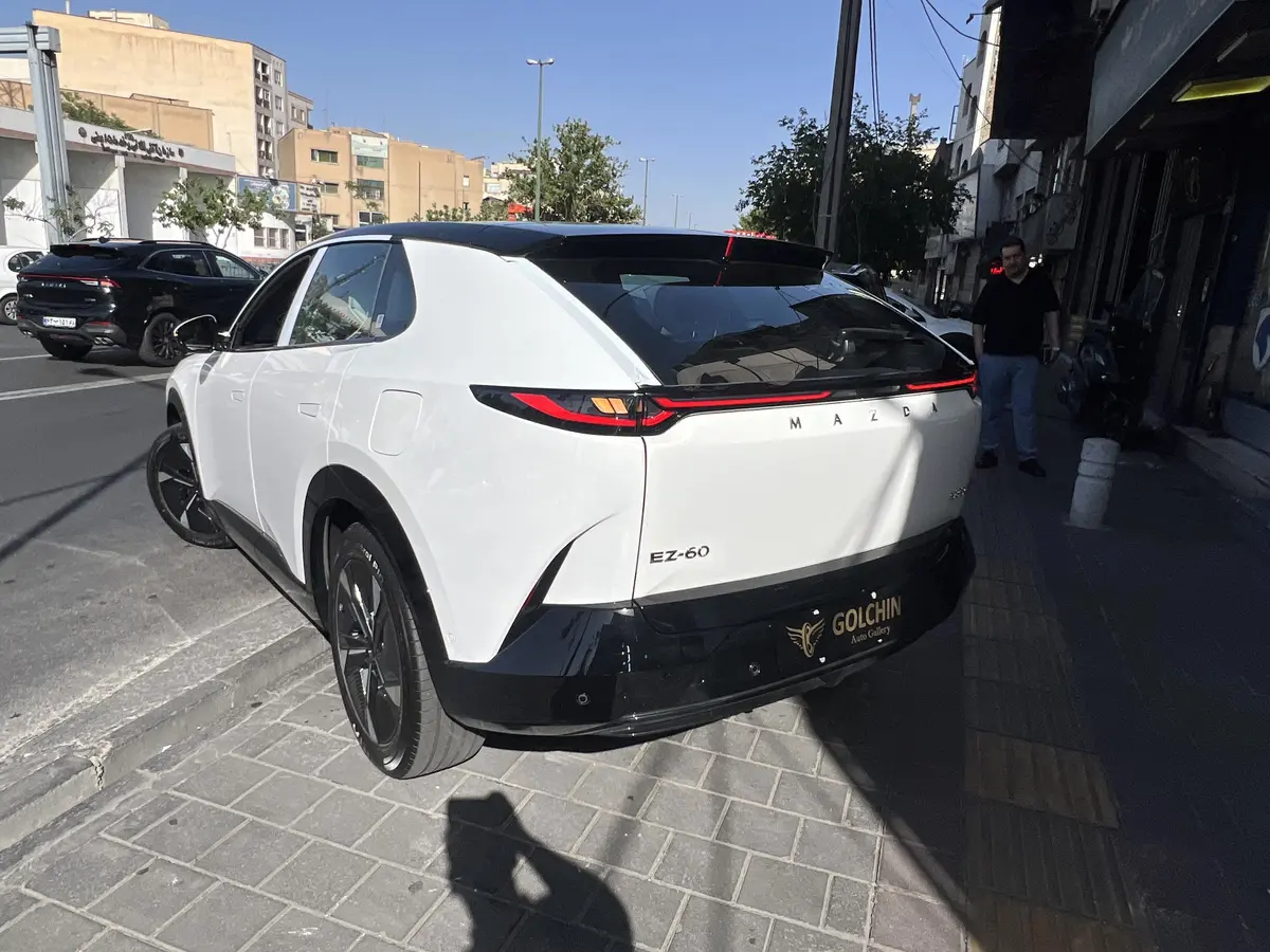 مزدا،  EZ60 EREV