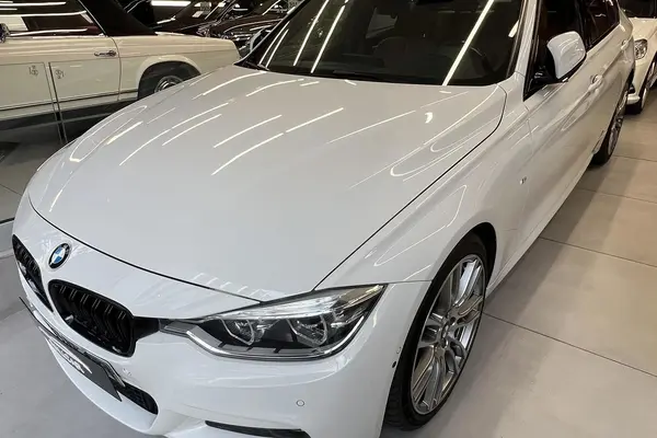 ب ام و، سری 3 سدان