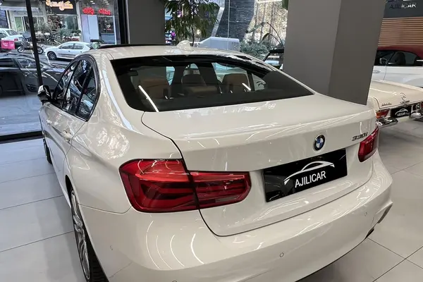 ب ام و، سری 3 سدان