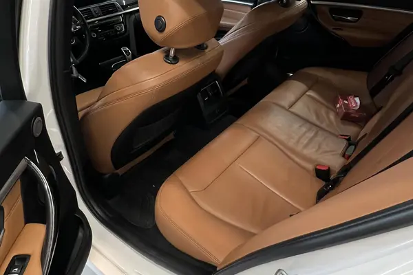 ب ام و، سری 3 سدان