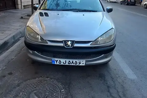 پژو، 206