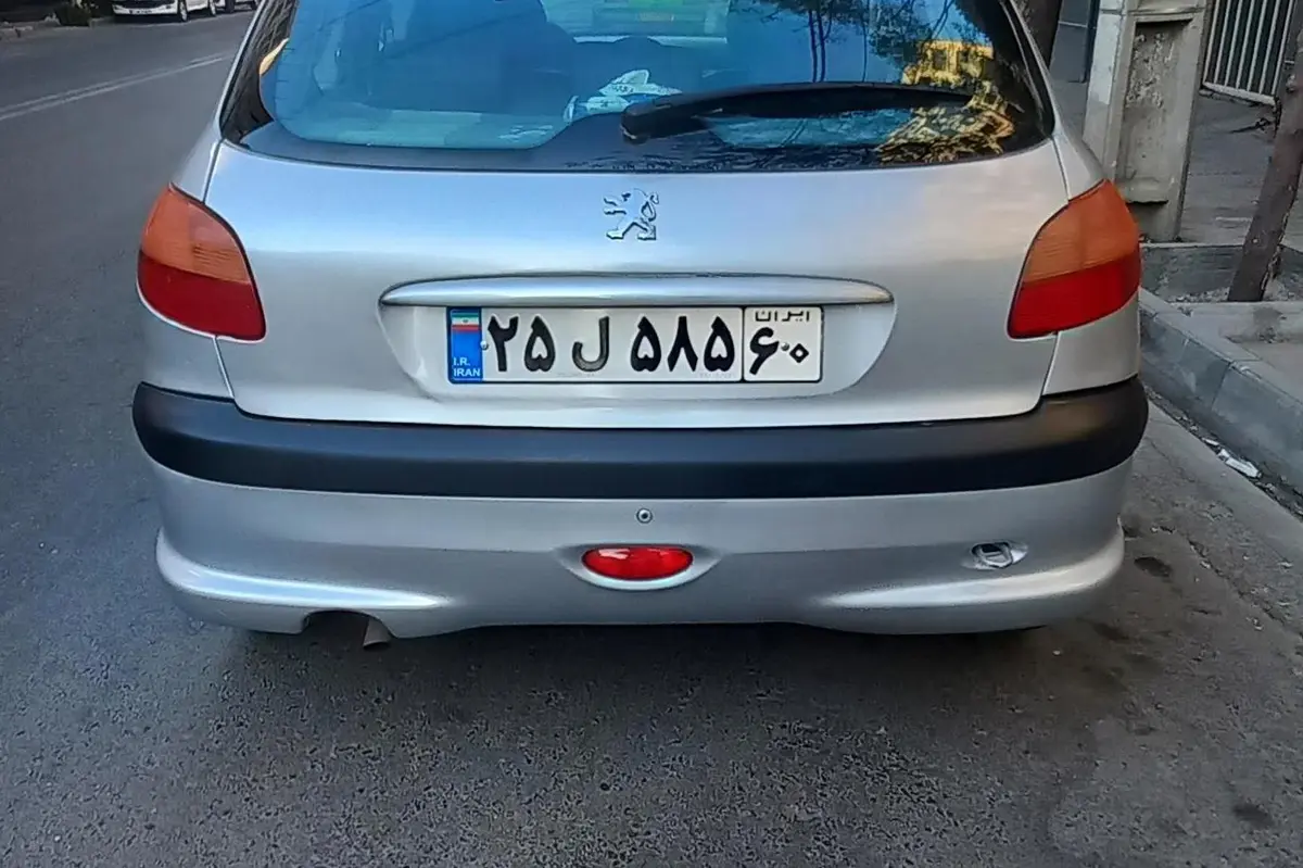 پژو،  206