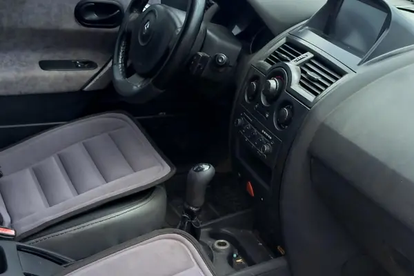 رنو، مگان (مونتاژ)