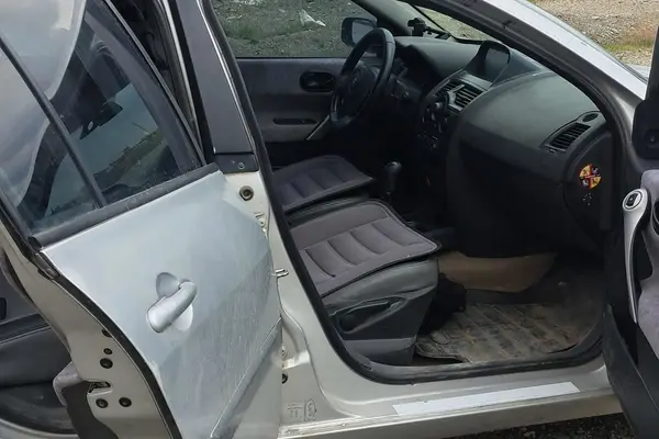 رنو، مگان (مونتاژ)