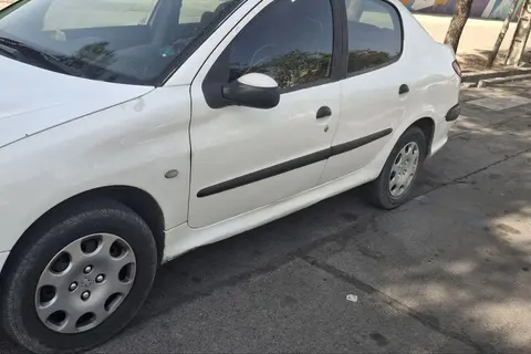 پژو، 206 SD