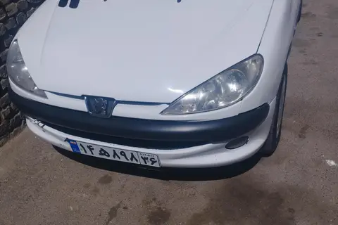 پژو، 206