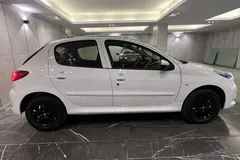 پژو، 207