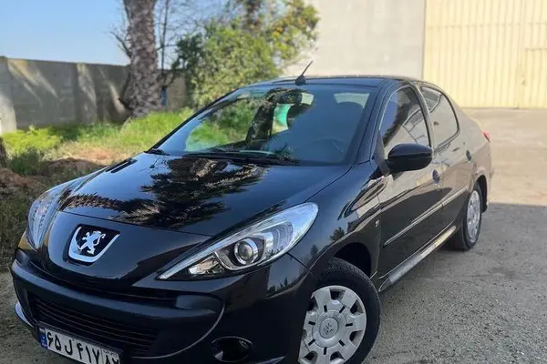 پژو، 207 صندوقدار