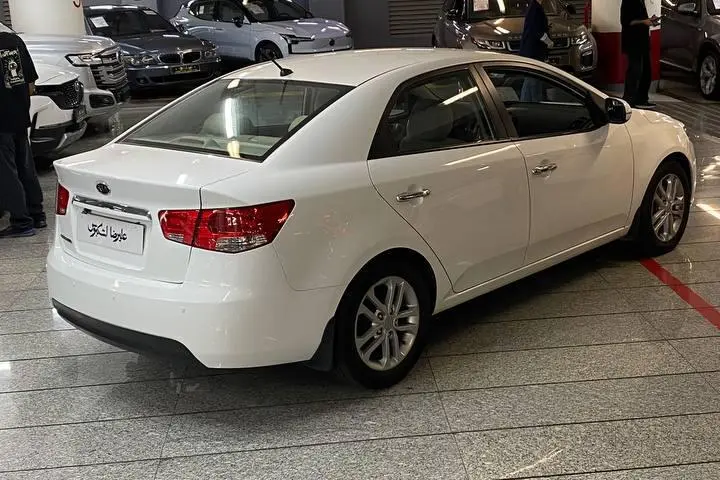کیا،  سراتو (مونتاژ)