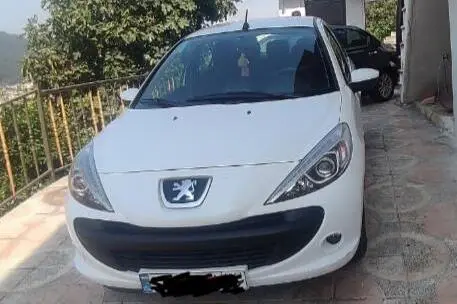 پژو،  207