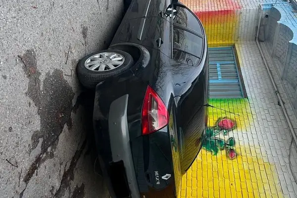 رنو، مگان (مونتاژ)