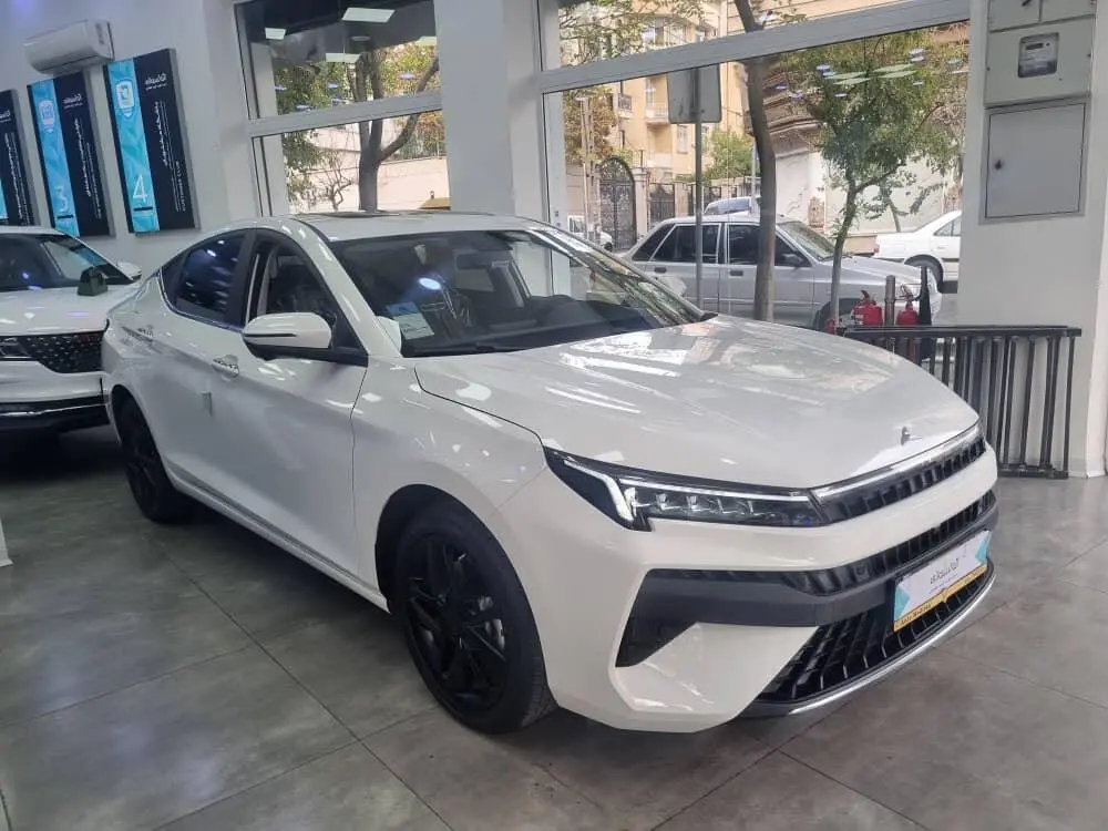 کی ام سی،  J7
