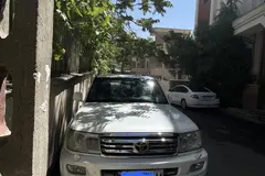 تویوتا، لندکروز چهار در