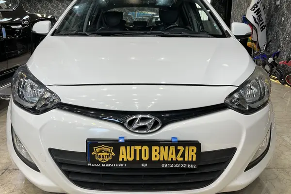 هیوندای  i20