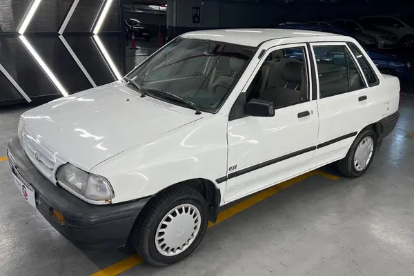 پراید، صندوق دار