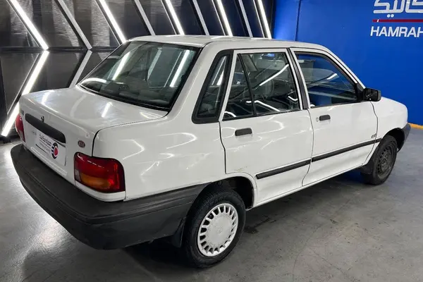 پراید، صندوق دار