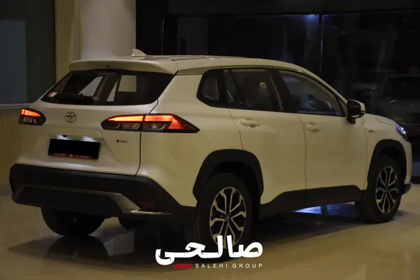 تویوتا، فرانت لندر هیبرید