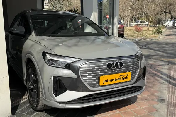 آئودی، Q4 e-tron