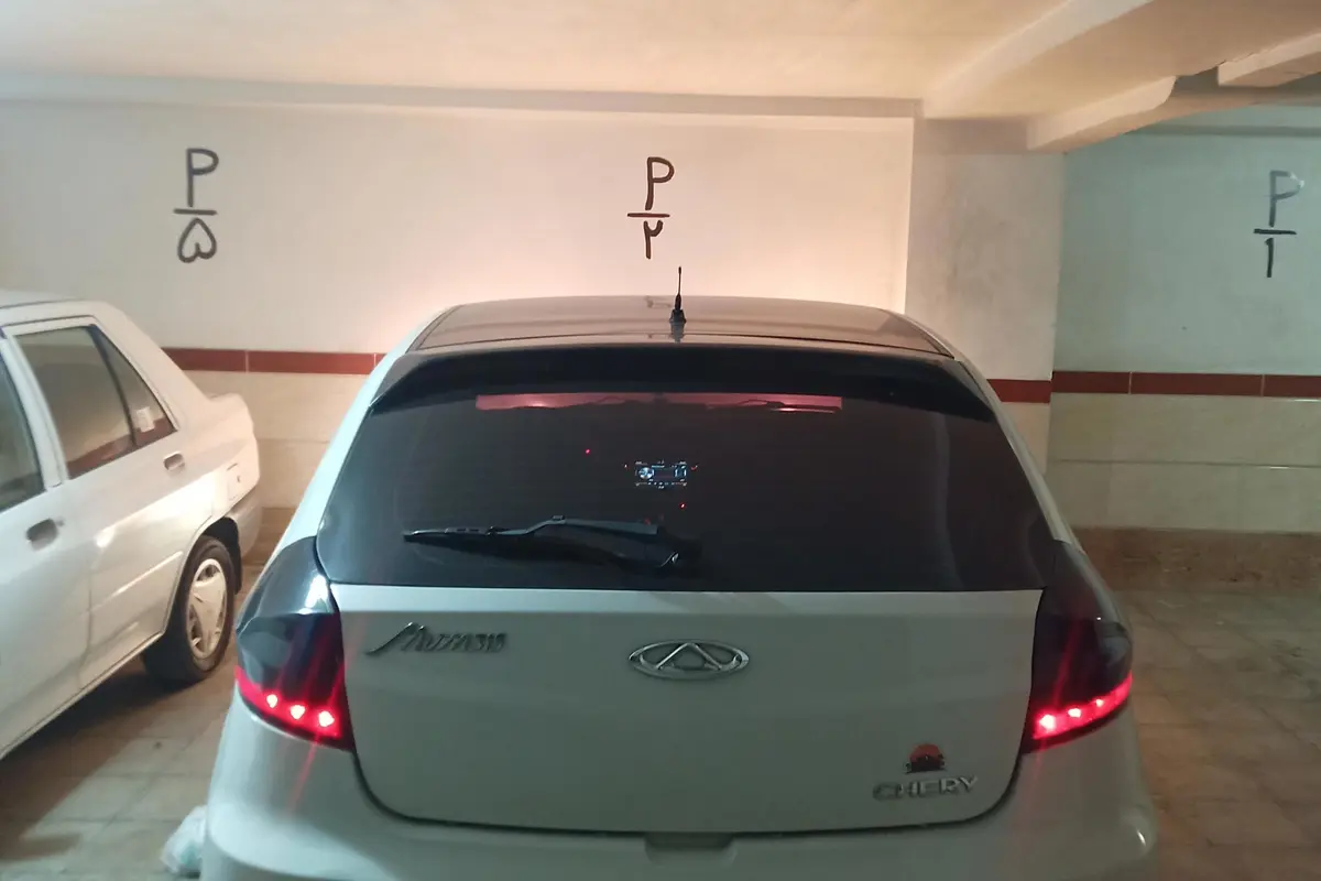 ام وی ام،  315هاچ بک